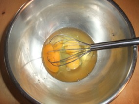 Photo des oeufs dans le cul de poule