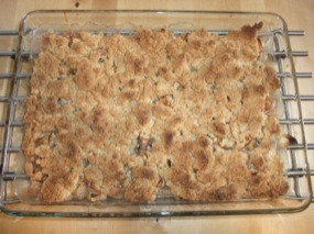 Photo du crumble aux fruits après cuisson